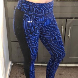 Nike dry fit Capri leggings